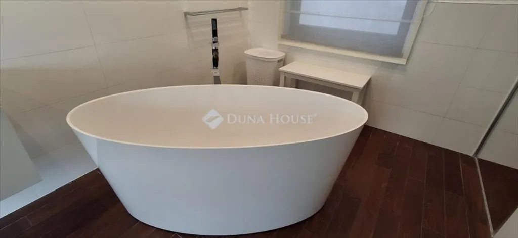 Bagni - Premium House with Mediterranean Panel in Dunaharaszti