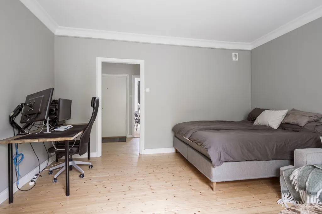 Magamistoad - Charming Renovated Flat in Landshövdingehus, Central Location