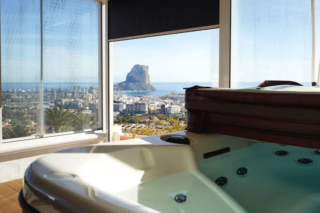 Elutuba - Luxury Villa with Sea Views in Calpe