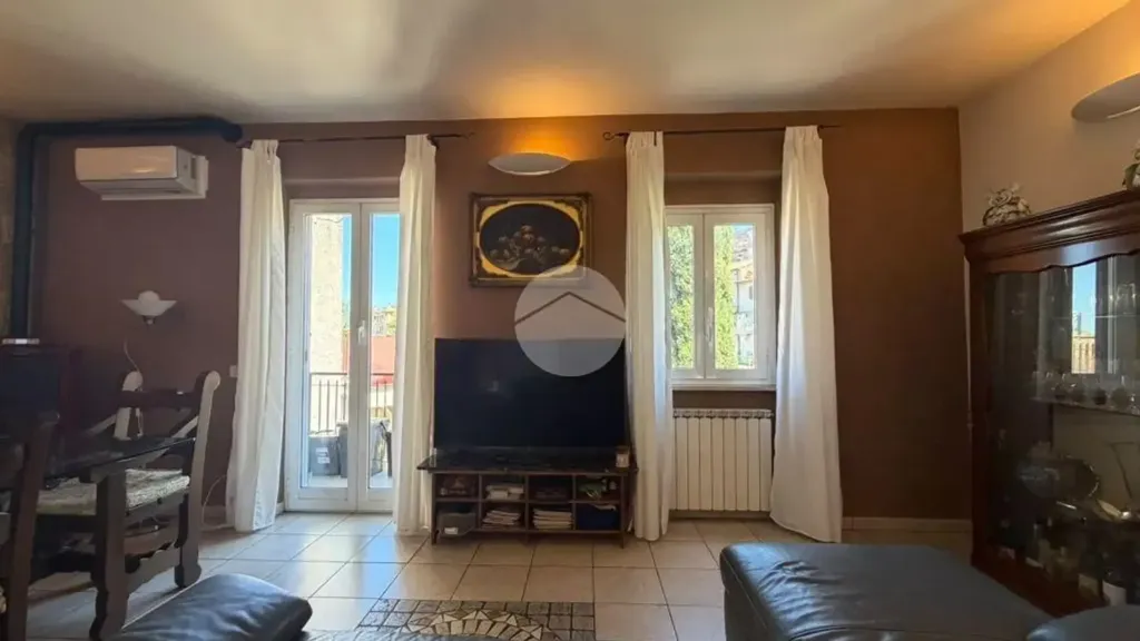 Elutuba - Rustic Apartment with Balcony in Nerola