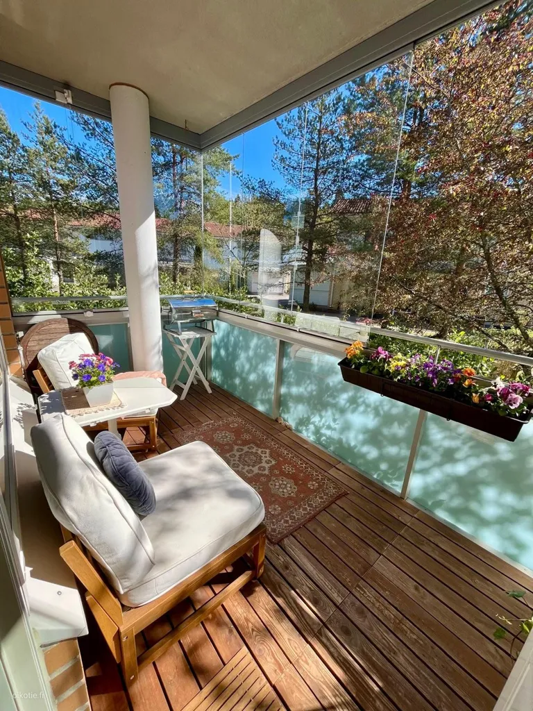 Balcon - Apartment with Balcony and Sauna in Espoo