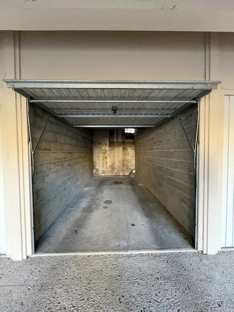 Garage - Appartement T3 avec box garage à Périgueux