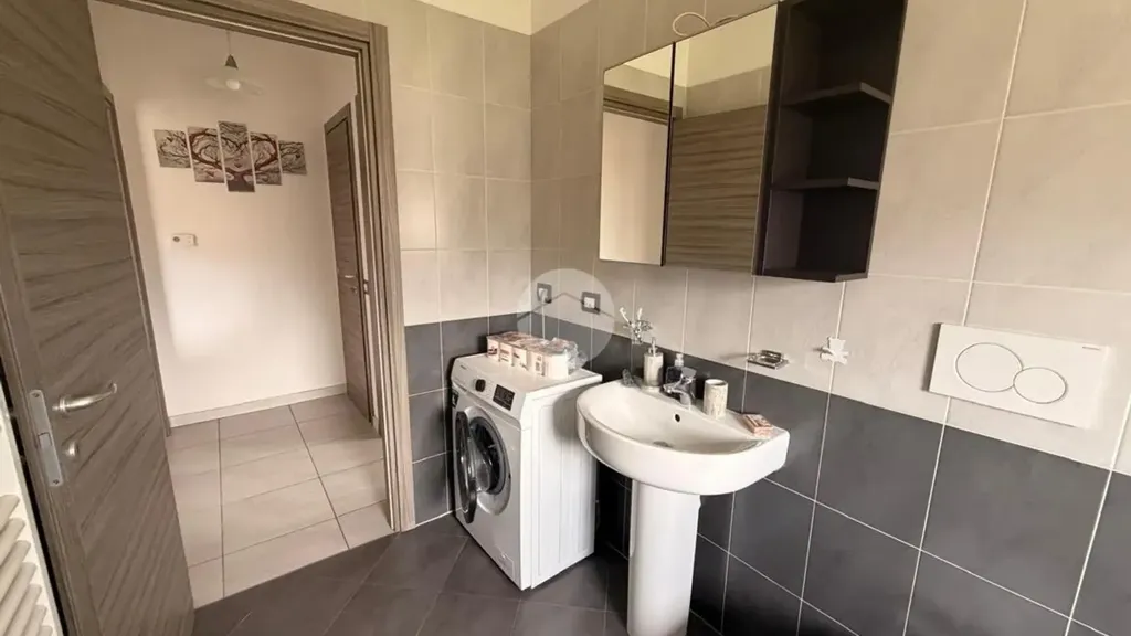 Vannitoad - 2-Bedroom Apartment with Balcony in Torino
