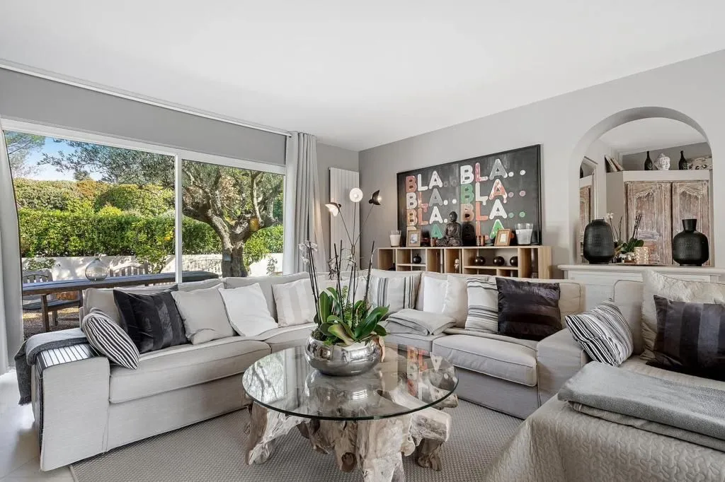 Elutuba - Luxury Villa with Pool in Saint-Tropez