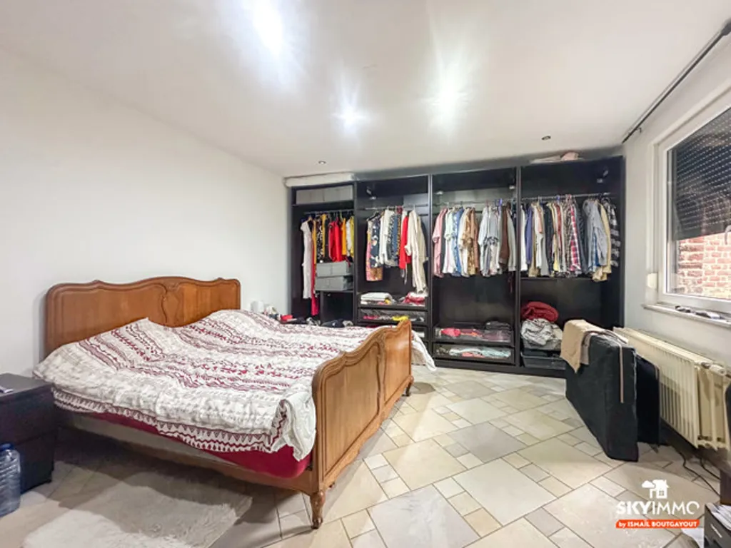 Magamistoad - Spacious 3-Bedroom Apartment in Juprelle