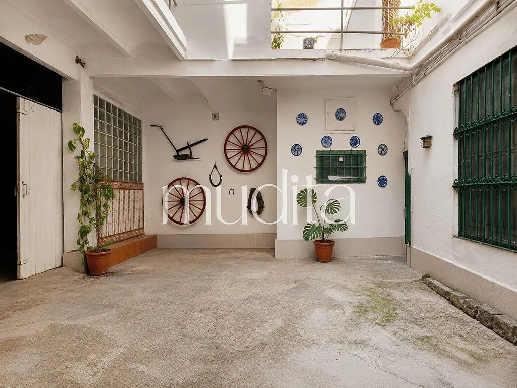courtyard