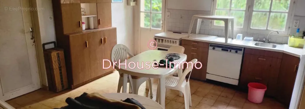 Cucina - Constructible Plot with Existing Garage in Martigné-Briand