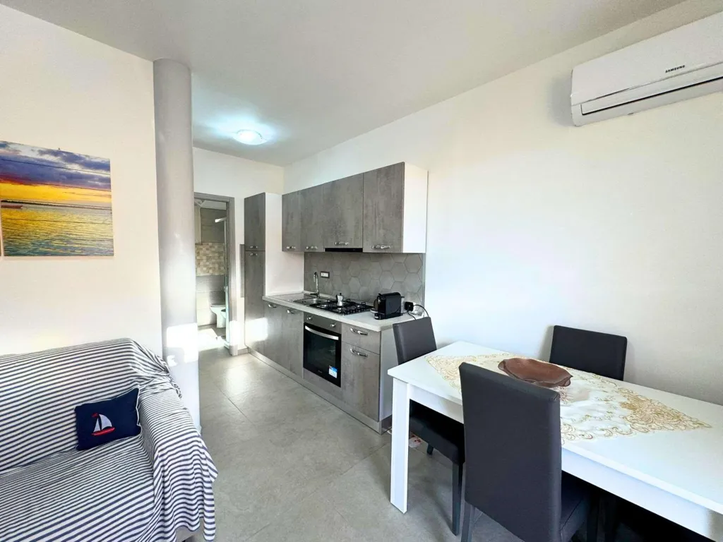 Salle à manger - Rustic Apartment with Sea View in Belvedere Marittimo