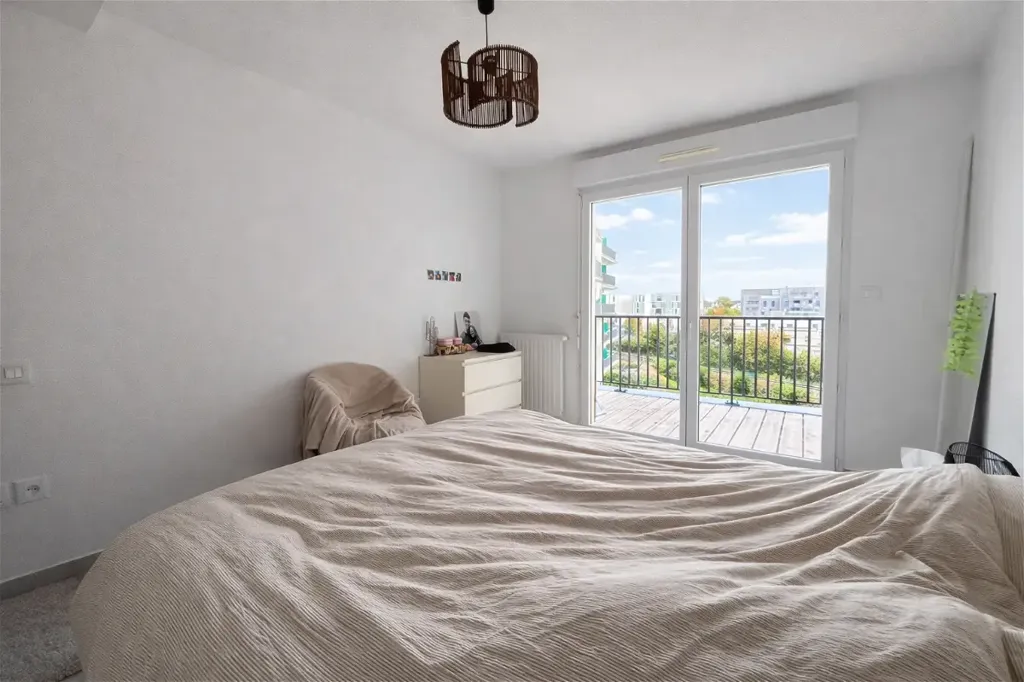 Chambres - Appartement 3 Pièces avec Balcon à Nantes