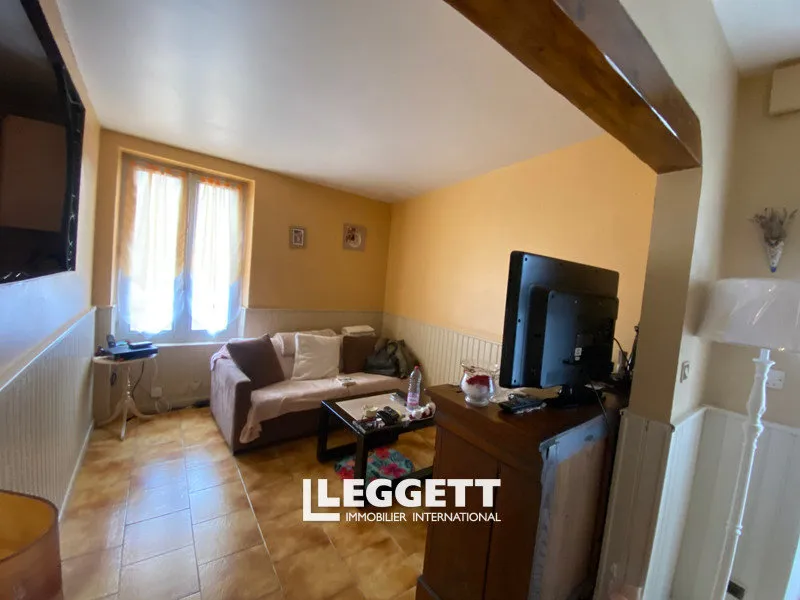 Soggiorno - Charming Townhouse with 3 Bedrooms in Châteaumeillant