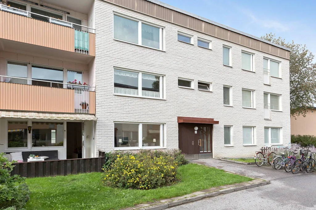 1-toaline korter asukohas Upplands-Bro kommun
