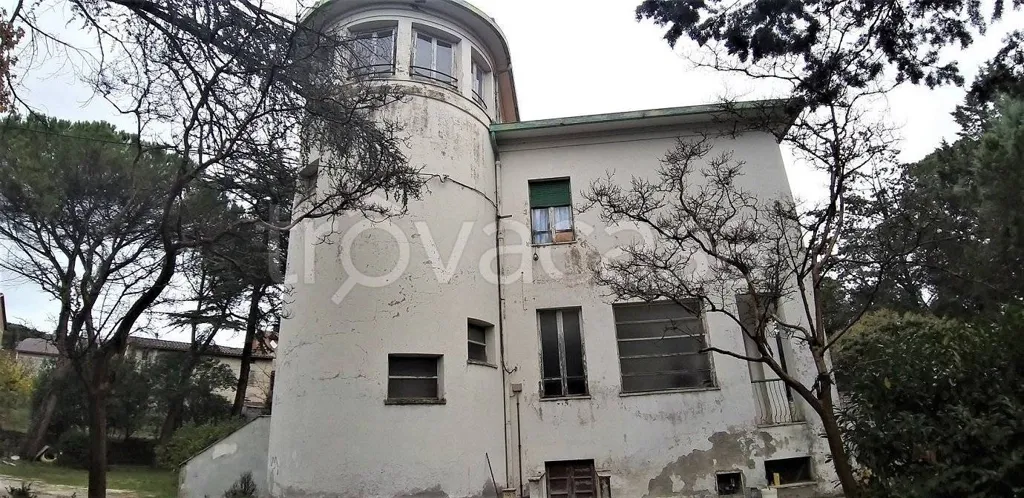 Exterior - Villa with Private Garden in Magione