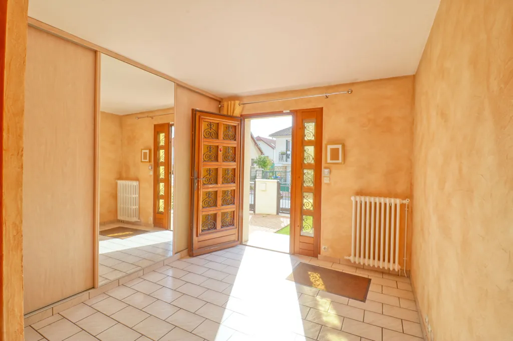 Entrée - Maison avec Balcon et Jardin à Antony