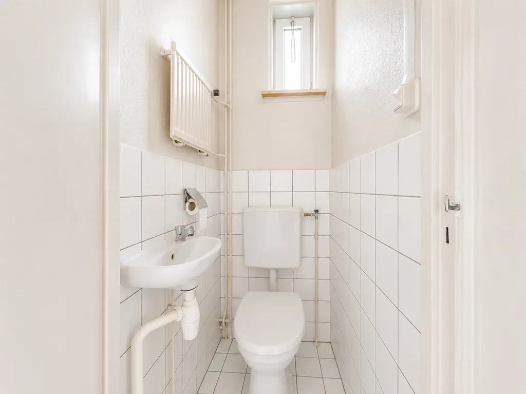 Bagni - Two-Storey House with Garden in Bunde