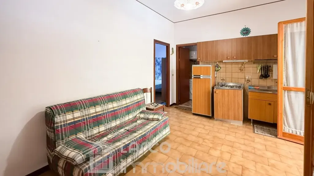 Elutuba - Central 2-Bedroom Apartment with Balcony in Scalea