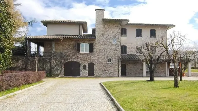 Villa with Garden View in Ceva