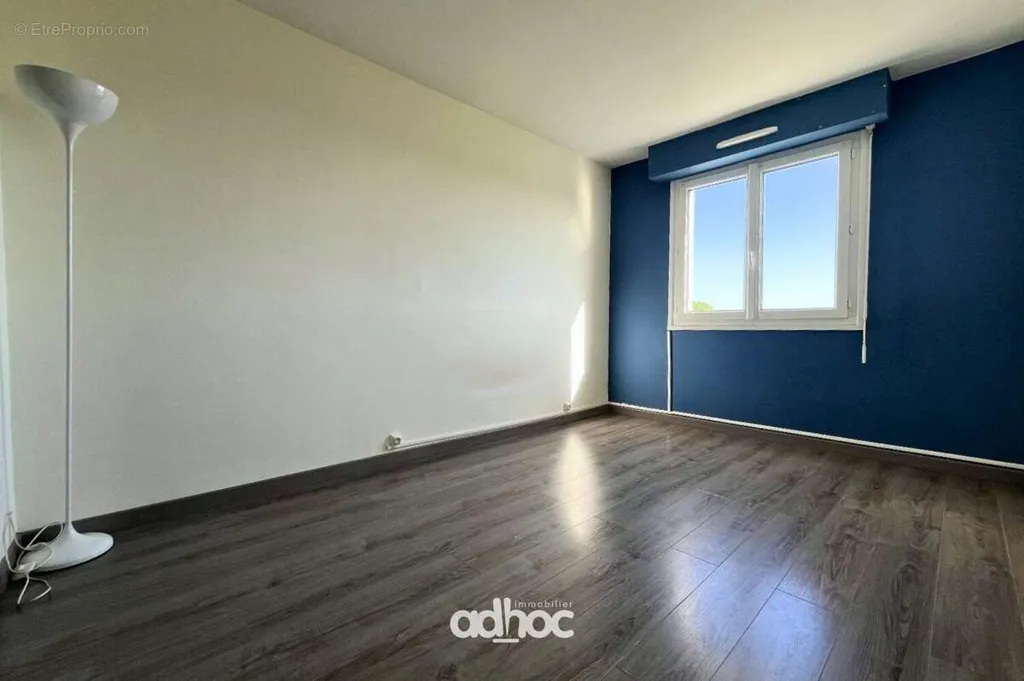 Toad - Apartment with Parking in Saint-Jean-Le-Blanc