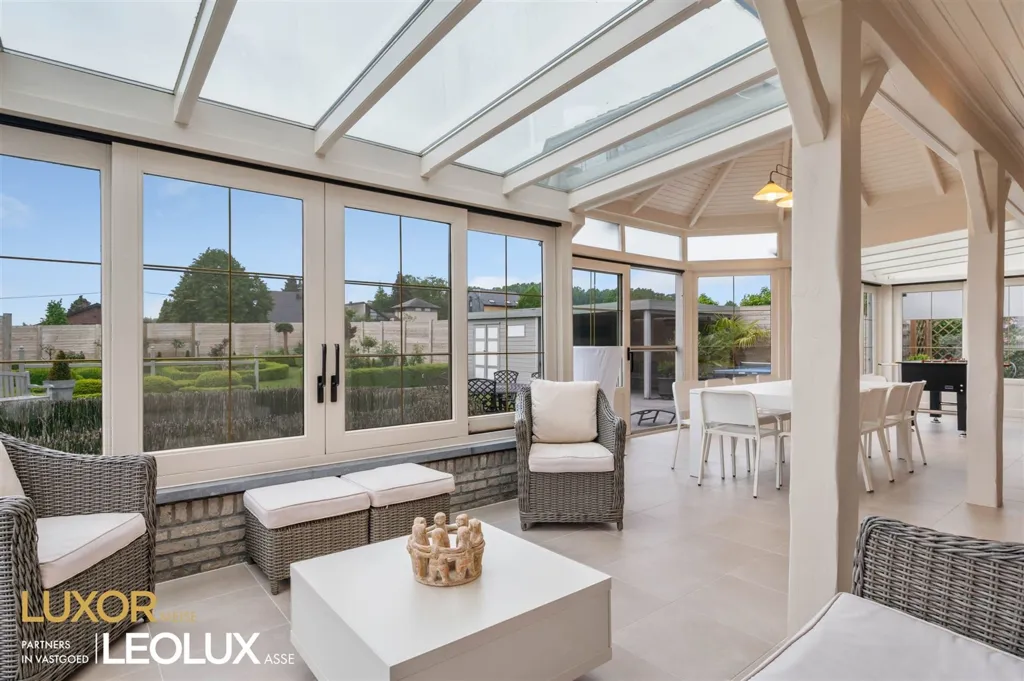 Terrasse - Villa avec Jardin et Véranda à Liedekerke
