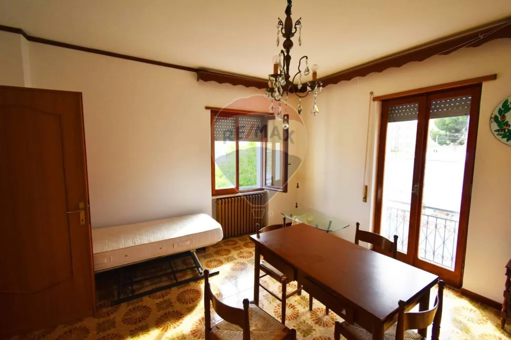 Salle à manger - Apartment with Garden View in Cuneo