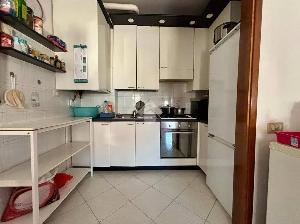 Cuisine - Central Bilocale with Balcony in Monselice