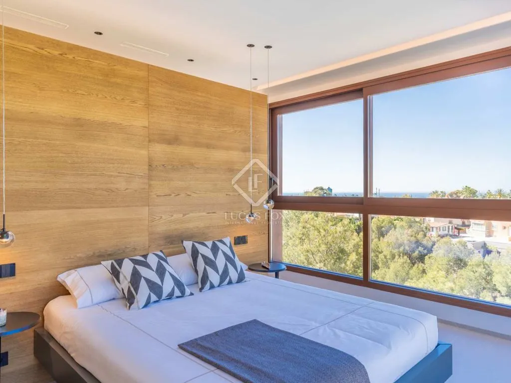 Bedrooms - Luxury Villa with Sea View in La Nucía