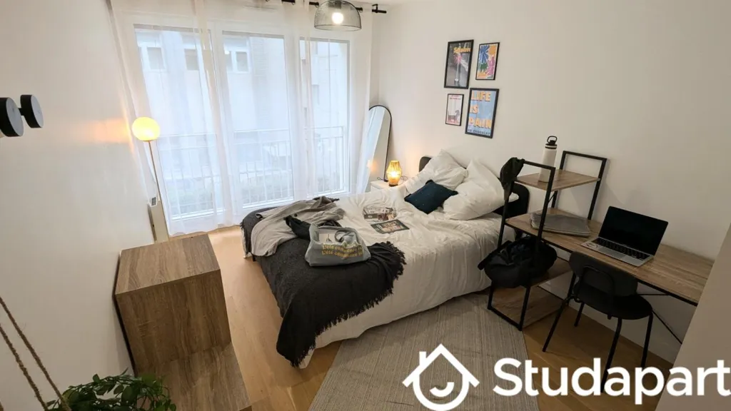 Chambres - Chambre en Colocation avec Cuisine Entièrement Équipée à Paris
