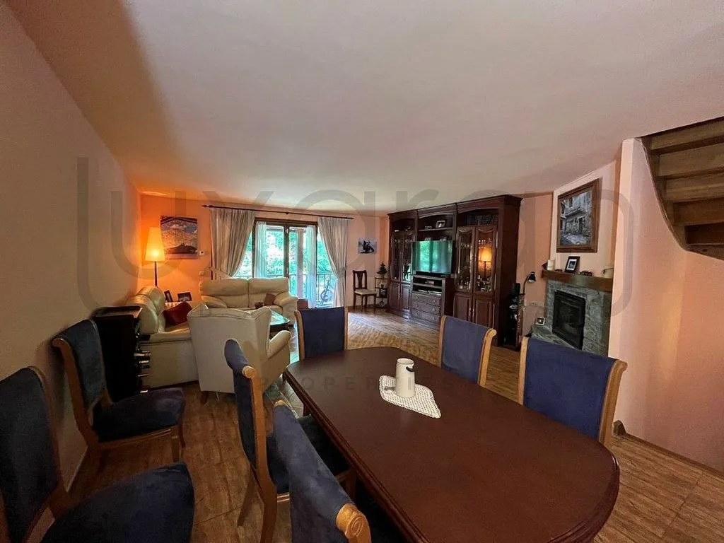 Salle à manger - Luxury Semidetached House with River View in Vielha