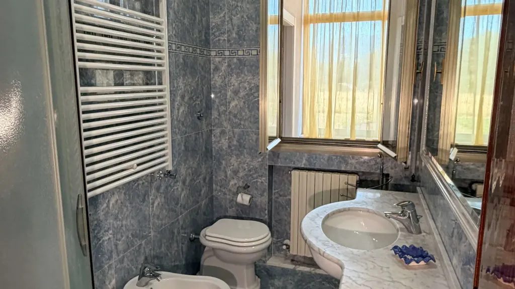 Vannitoad - Modernised Apartment with Terraces in Capannori
