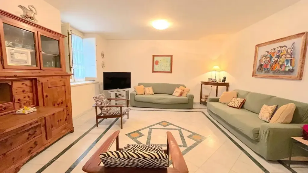 Elutuba - Apartment with Lift in Viareggio
