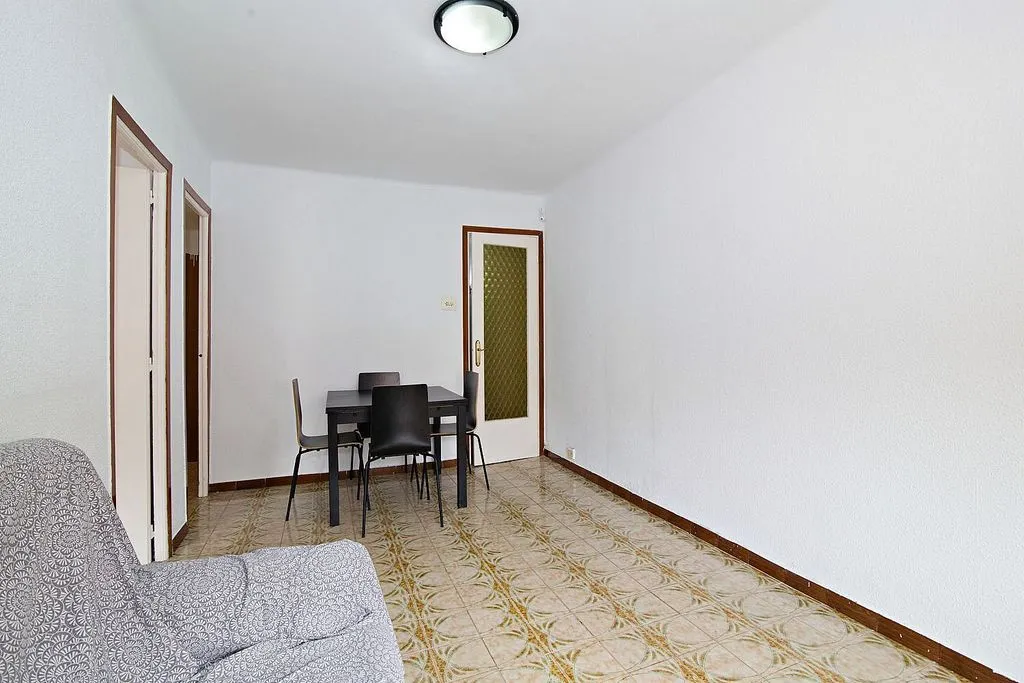 Salle à manger - Apartment with Elevator in Collblanc