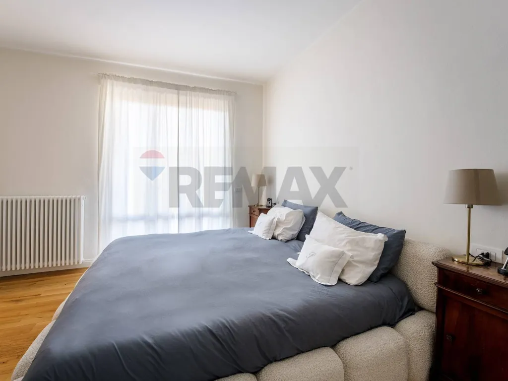 Chambres - Modern Penthouse with Lake View in Verbania