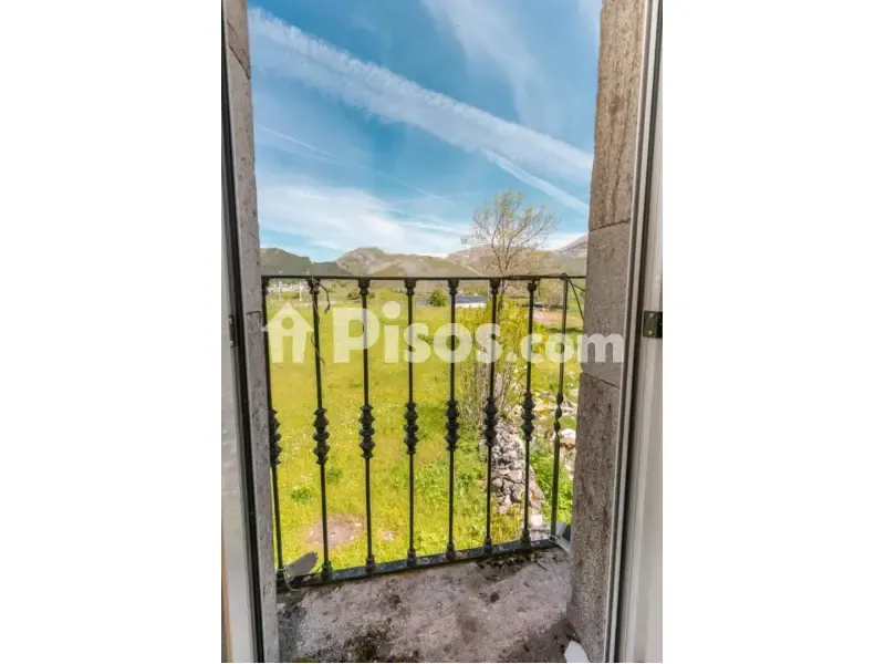 Balcon - Rustic House with Panoramic Views in Quintanilla de Babia