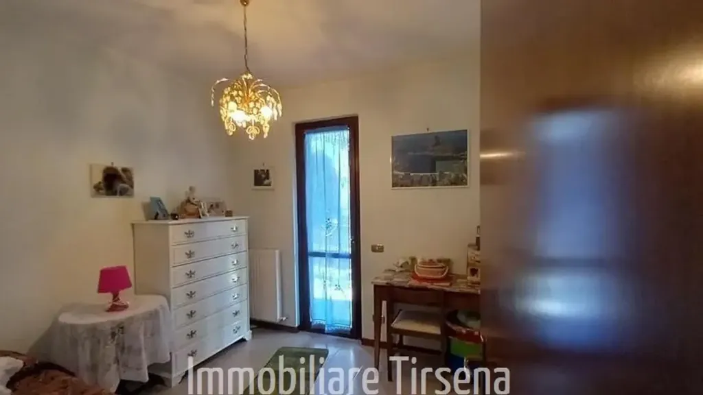 Chambres - Apartment with Rupe View in Porano
