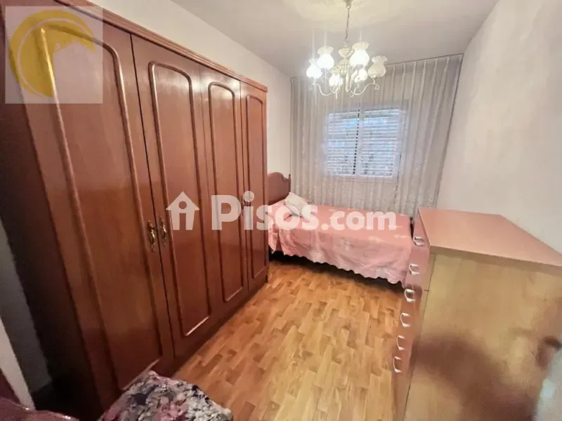Magamistoad - 3-Bedroom Flat with Balcony in Sama