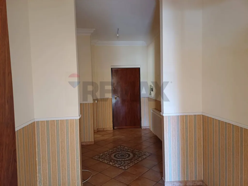 hallway_entrance