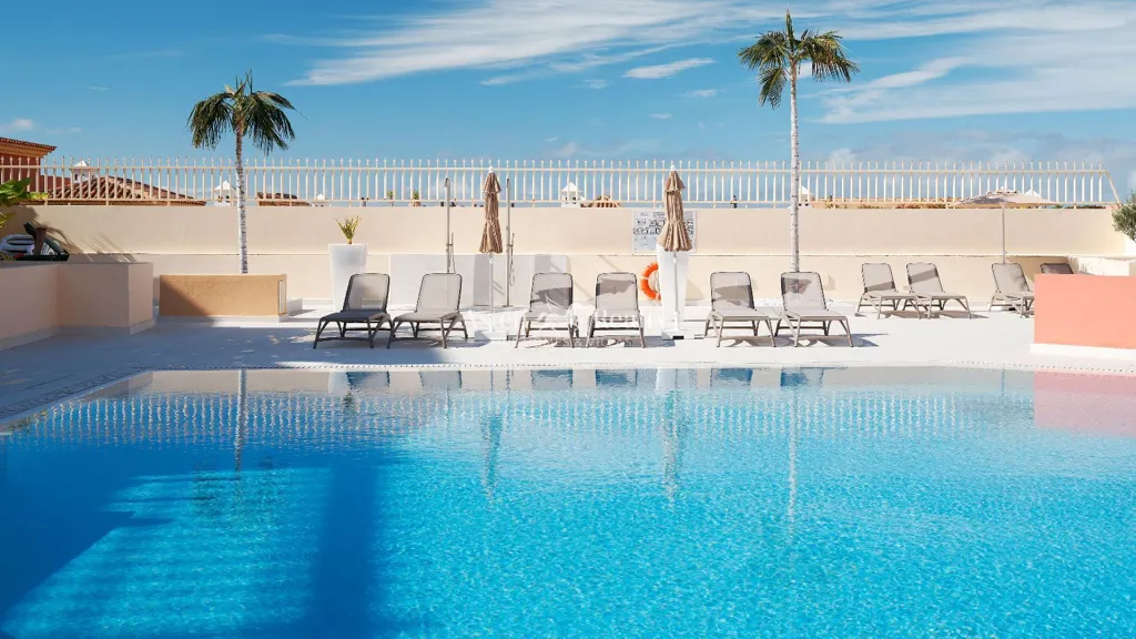 Bassein - Penthouse with Pool in Costa Adeje