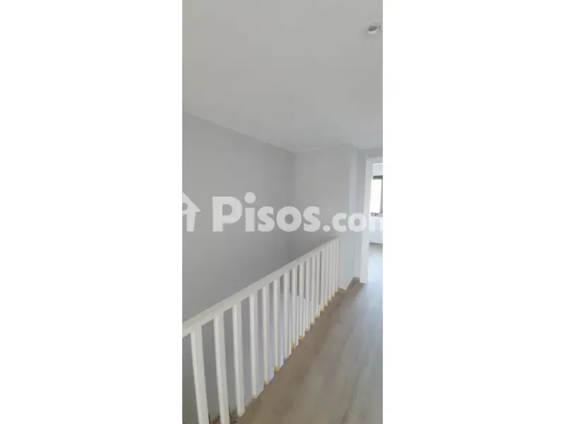 Entrée - New Build Semi-Detached House in La Canyera