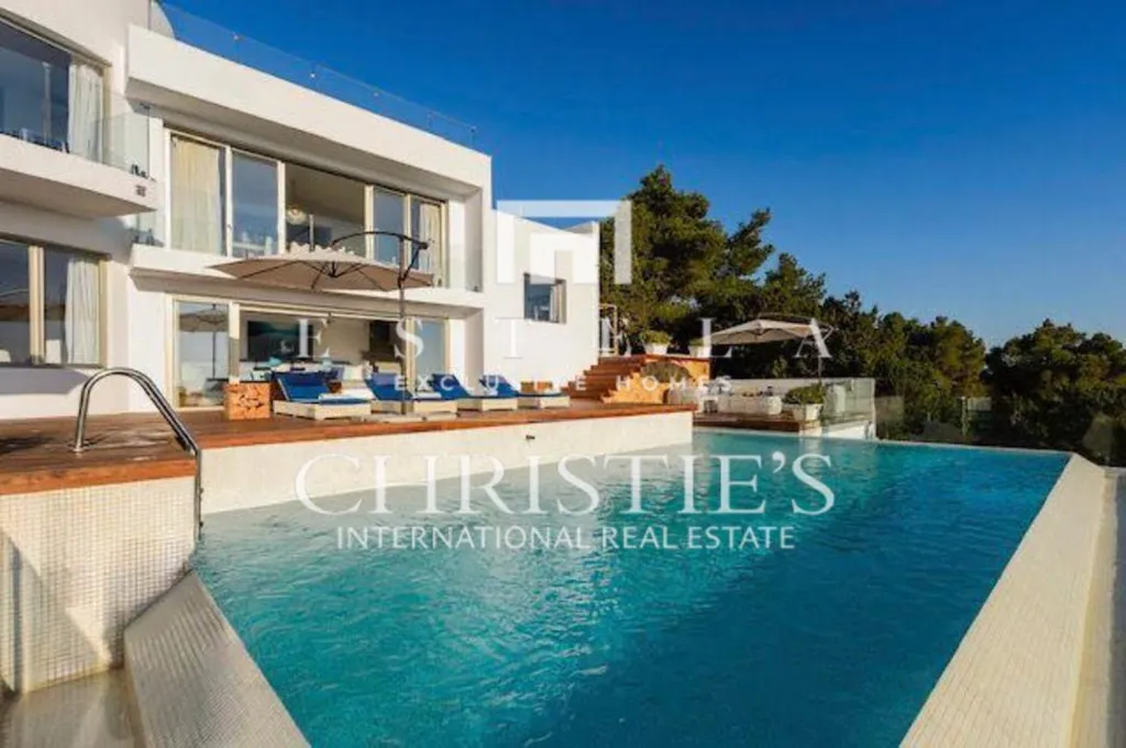 Bassein - Detached House with Infinity Pool in Cala Salada