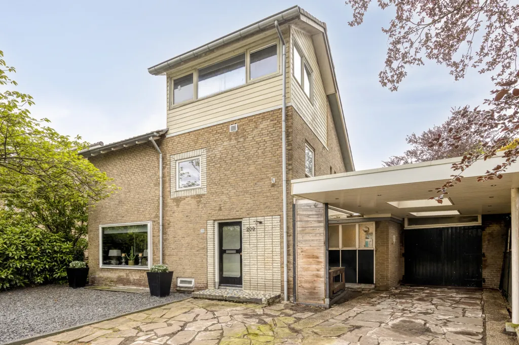 Exterior - Detached House with Garden in Enschede