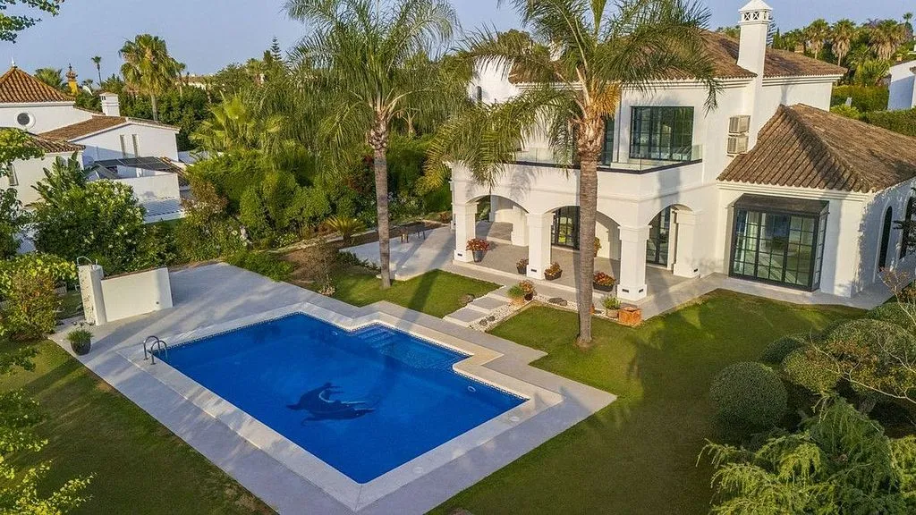 Aerial - Chalet with Pool and Terrace in Sotogrande