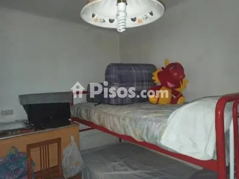 3 magamistoaga maja asukohas ES