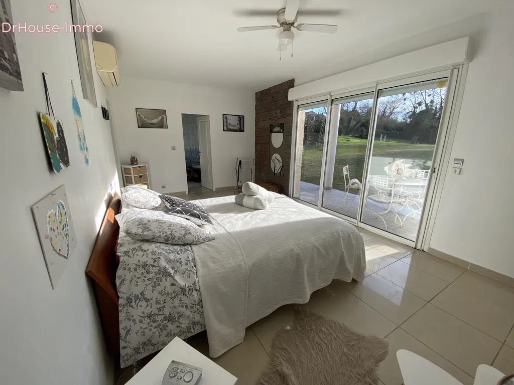 Magamistoad - Architect-Designed Villa with Indoor Pool in Le Vernet