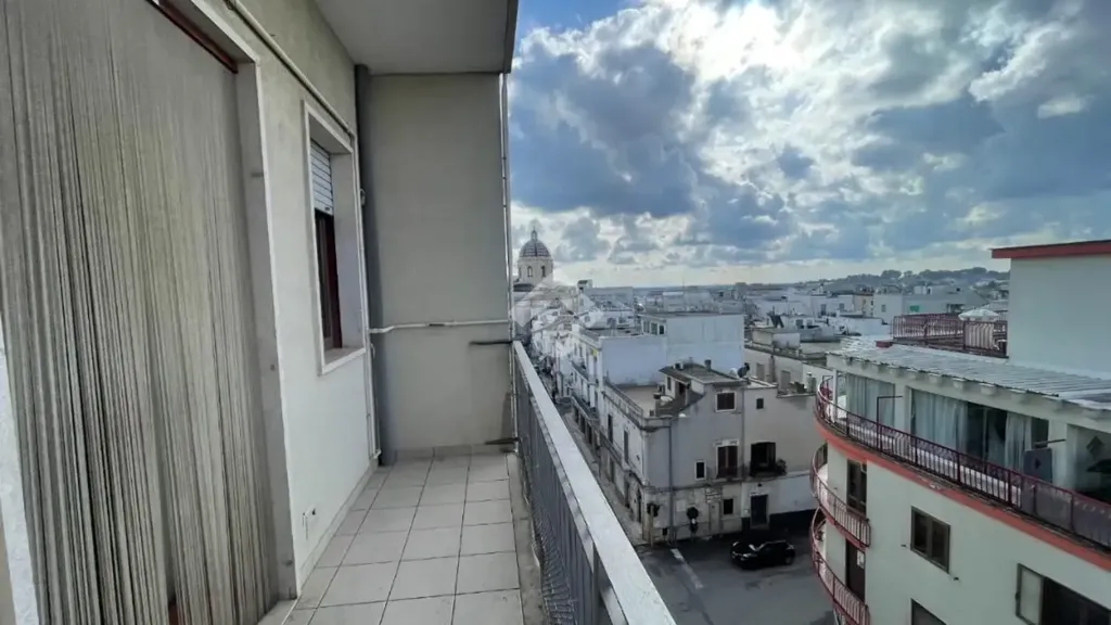 Balcony - Trilocale with Elevator and Church View in Ceglie Messapica