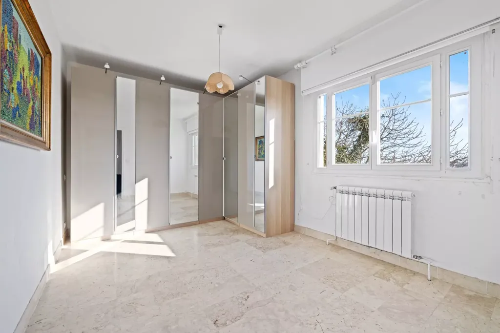 Pièces - Villa avec Vue Panoramique sur la Méditerranée à Vence