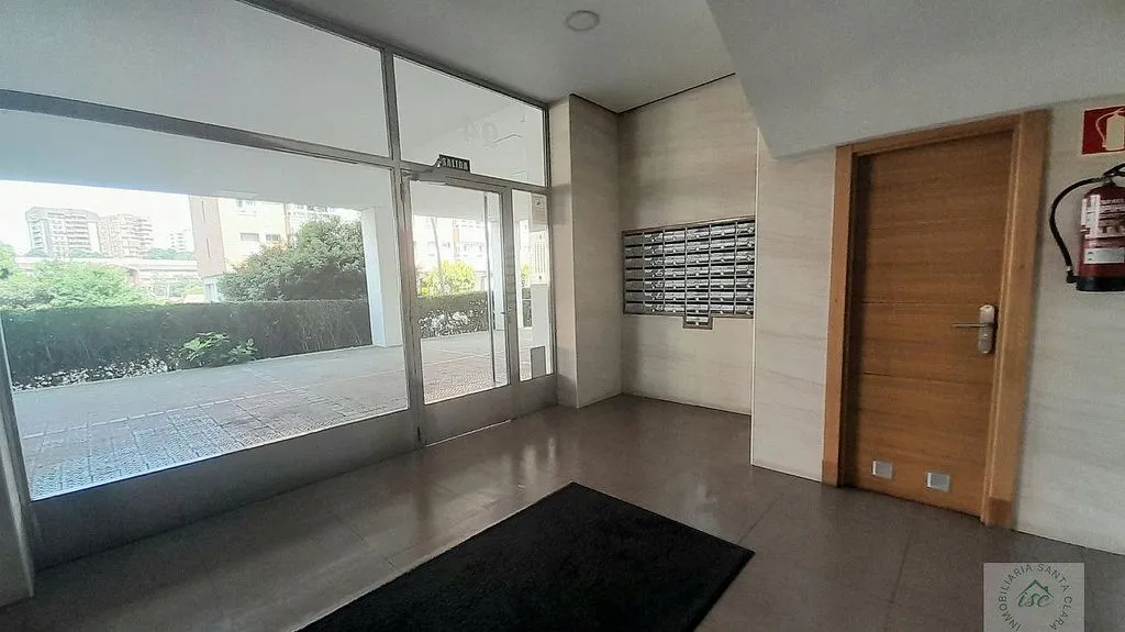 Entrée - Apartment with Terrace and Balcony in Txurdinaga