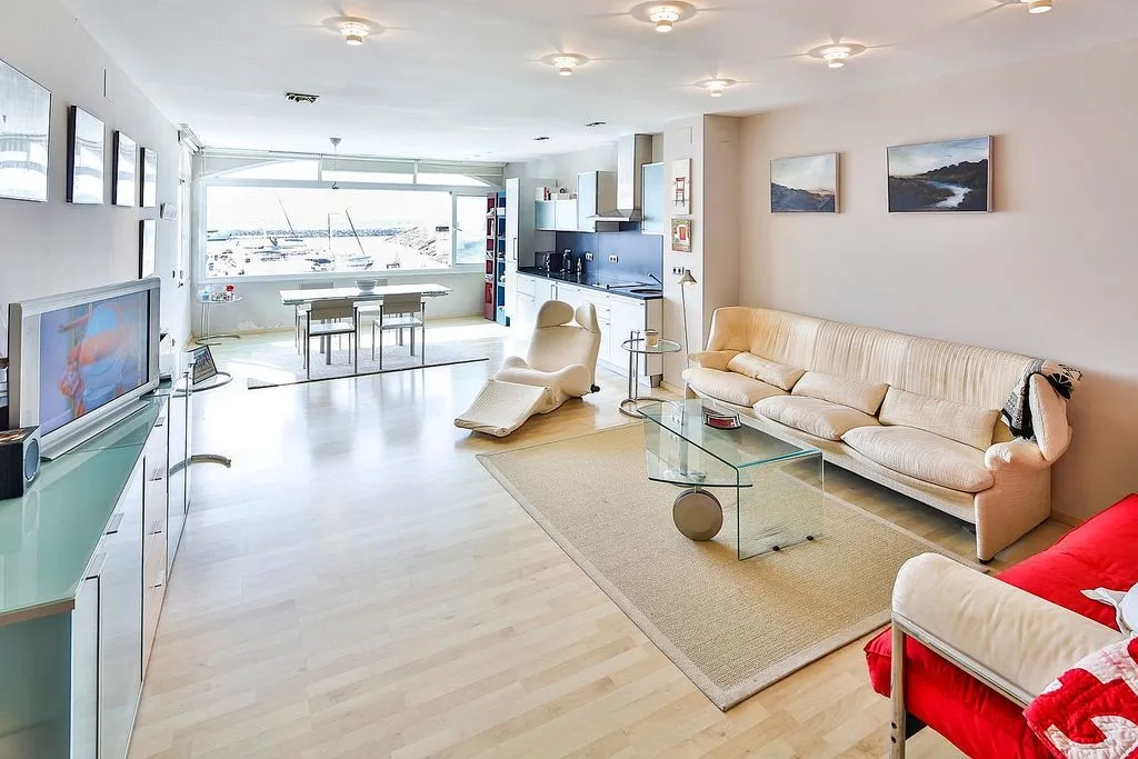 Living Room - Studio with Marina View in Puerto Banús
