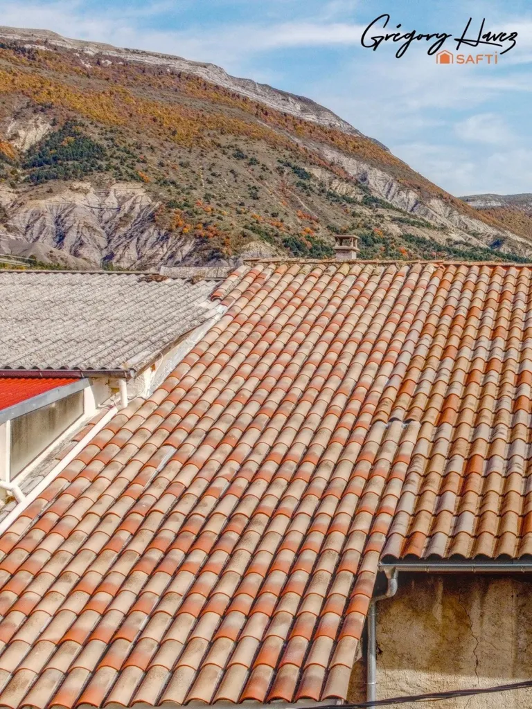 Außenansicht - Compact House with Garden in Saint-Pierre-d'Argençon
