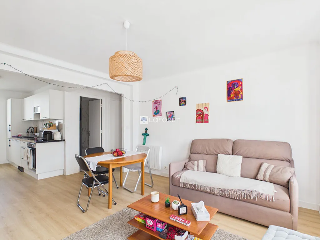Elutuba - Renovated Apartment with Garage in Quimper