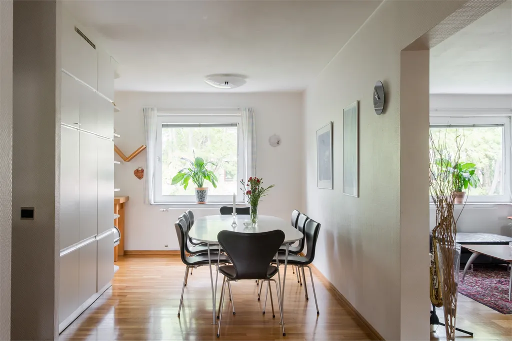 Söögituba - Five-Room Apartment with Balcony in Malmö