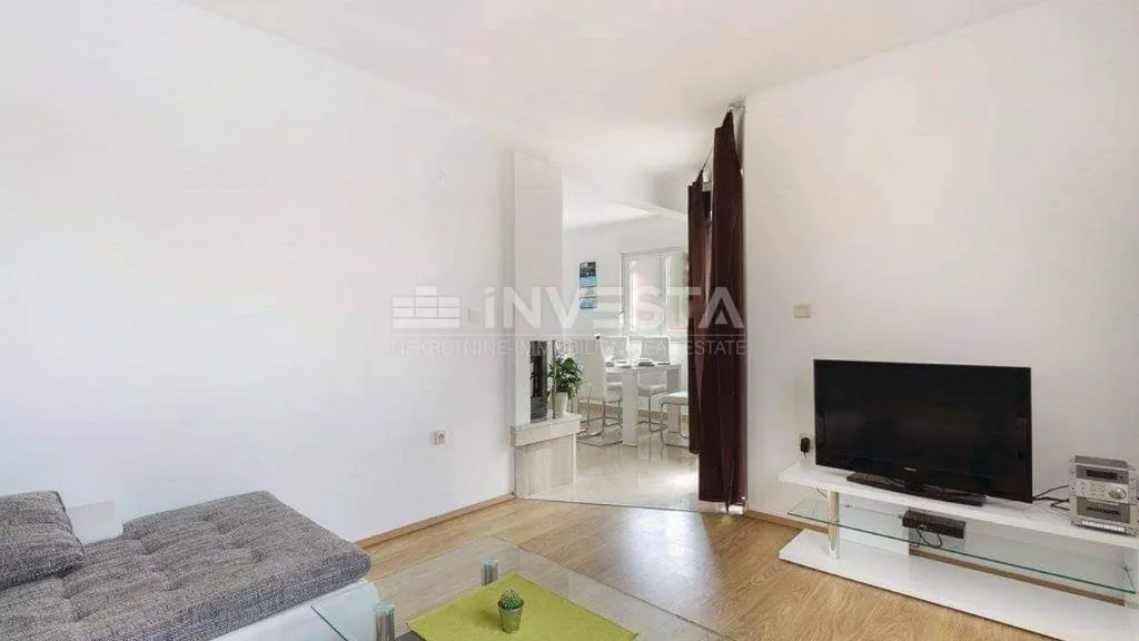 Elutuba - Modern Holiday Home with Pool in Fažana